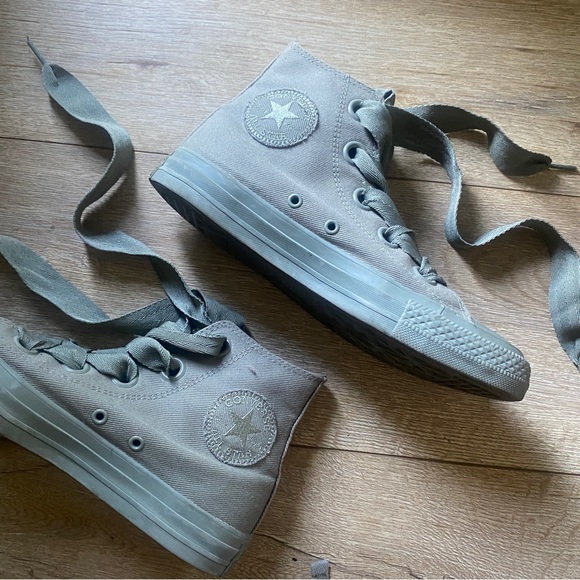 Converse Shoes - Army Green Converse